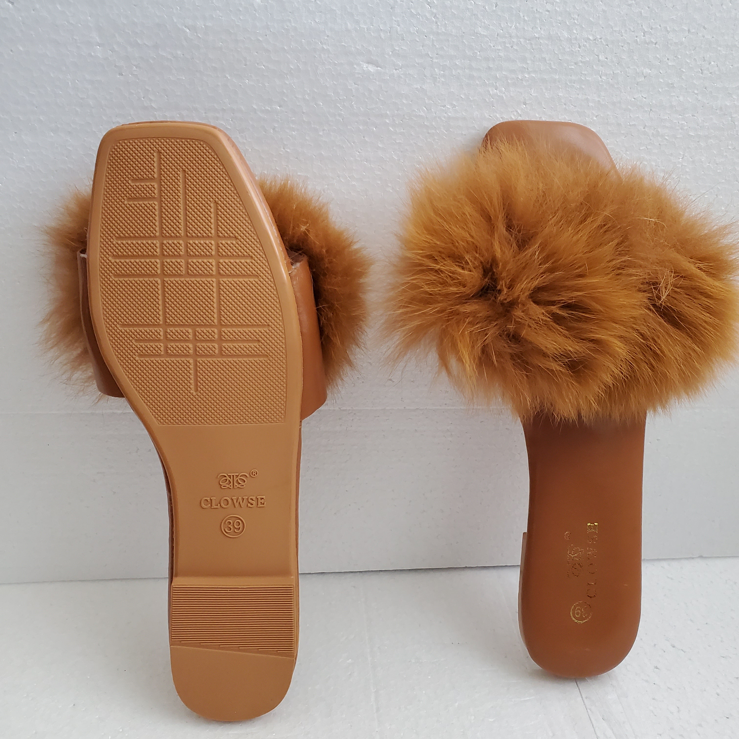 Ladies fure slippers