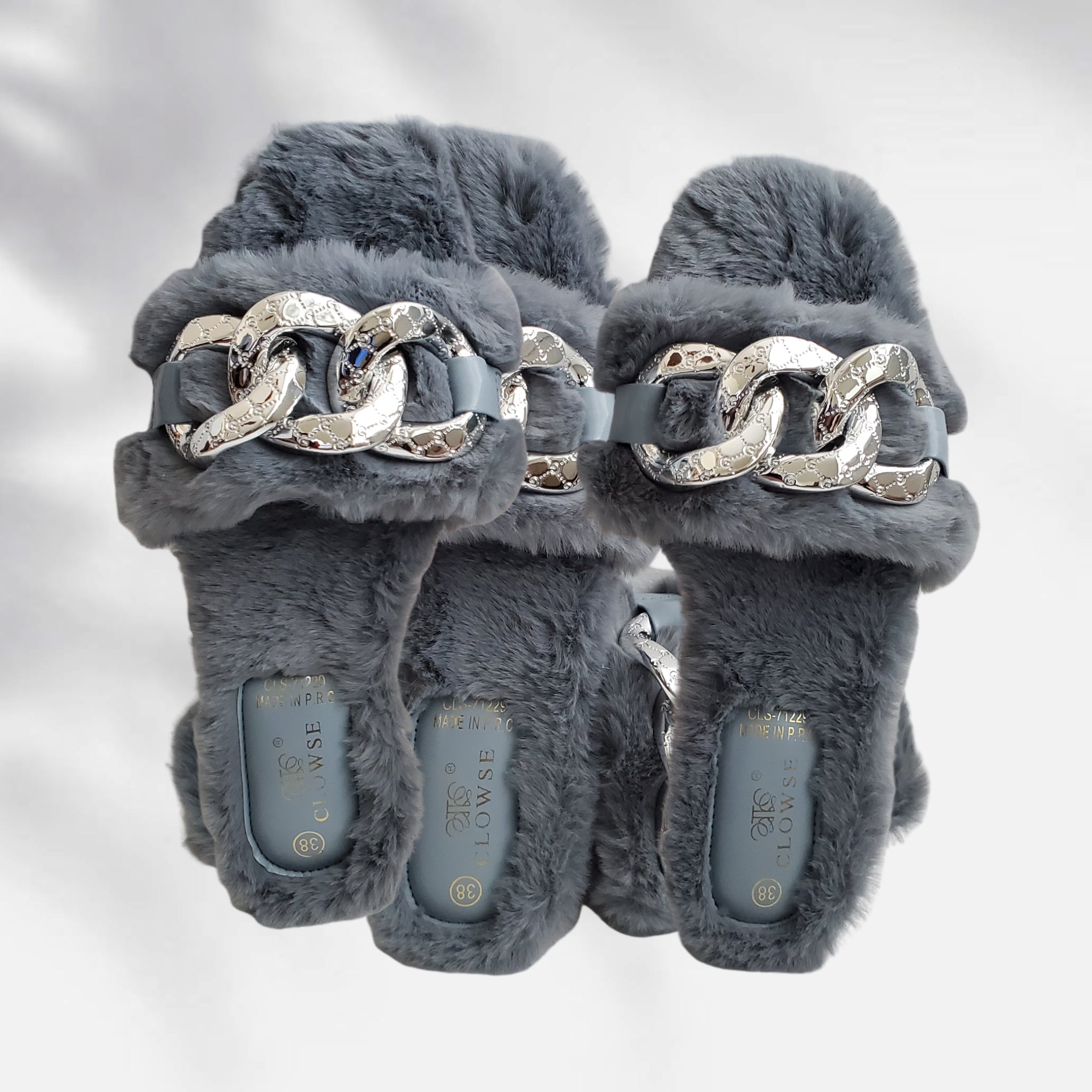 Ladies fure slippers
